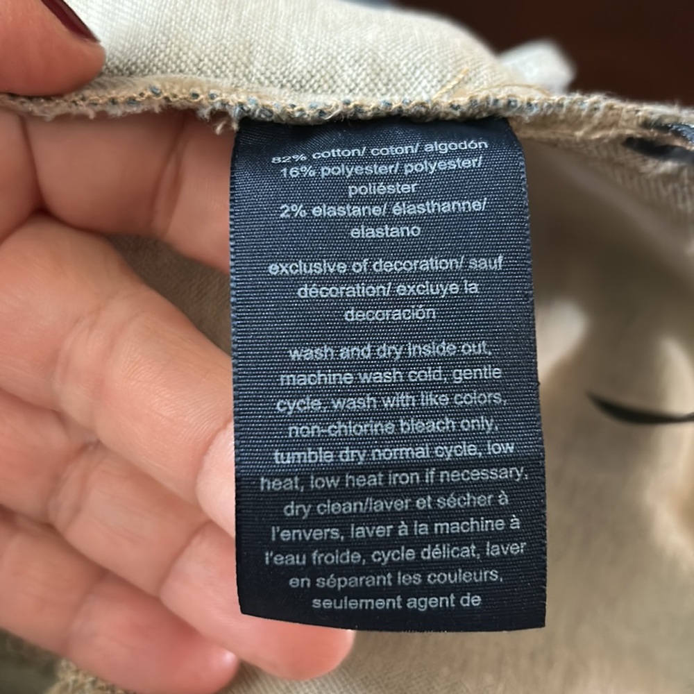 Tommy Hilfiger jean jacket size XXL has stretch with a bit of a flair at bottom - Picture 12 of 13